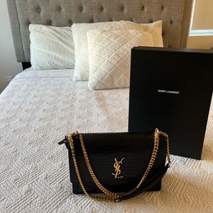 2022 Saint Laurent SUNSET LARGE CHAIN BAG IN CROCODILE-EMBOSSED SHINY LEATHER